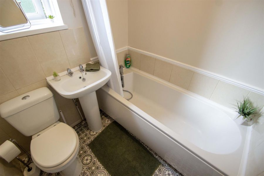 Apt, 30 Slieveban Drive