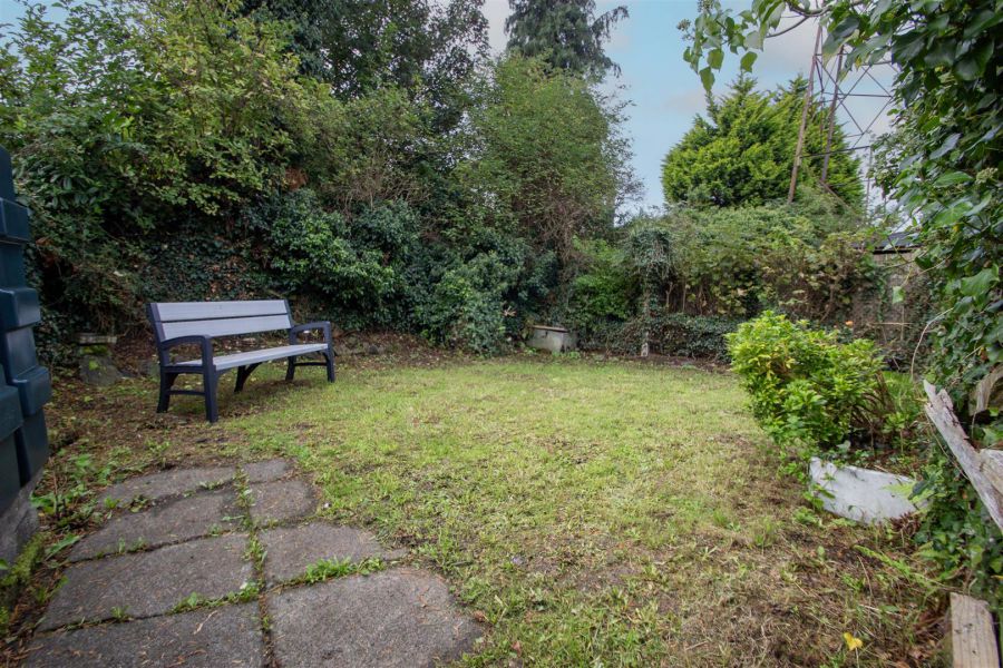 Apt, 30 Slieveban Drive