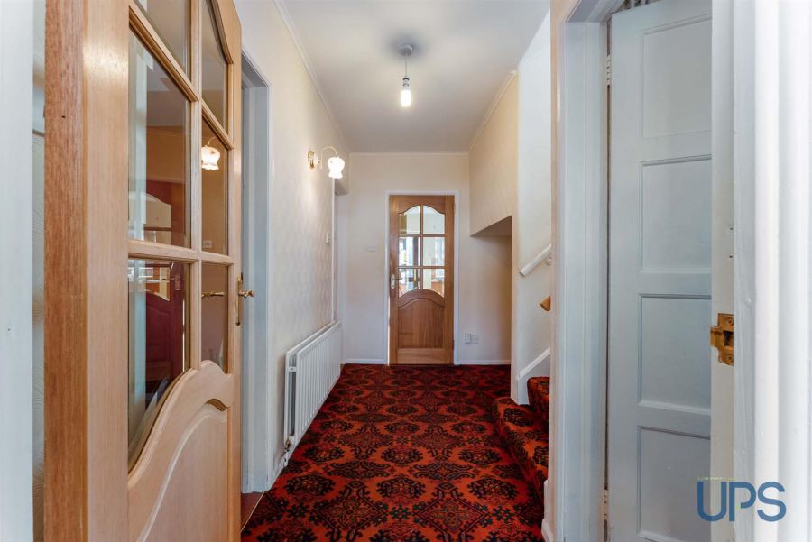 22 Riverdale Park West