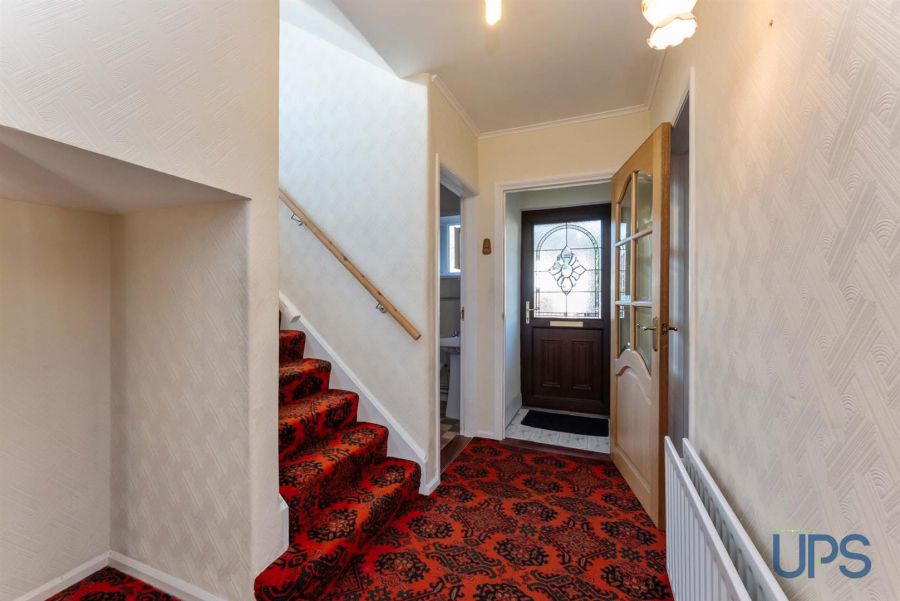 22 Riverdale Park West