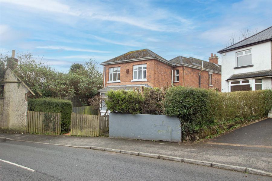 78 Upper Dunmurry Lane 78 Upper Dunmurry Lane