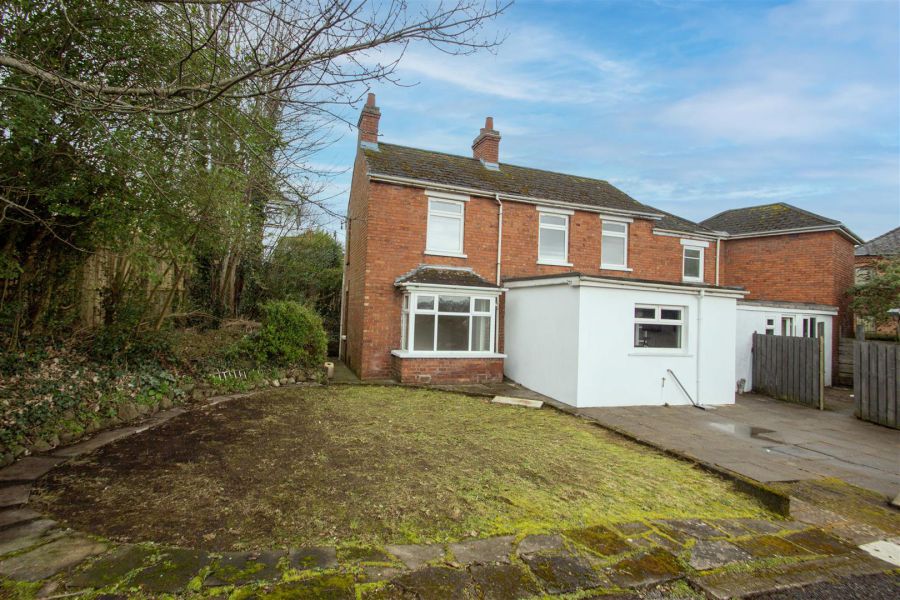 78 Upper Dunmurry Lane 78 Upper Dunmurry Lane