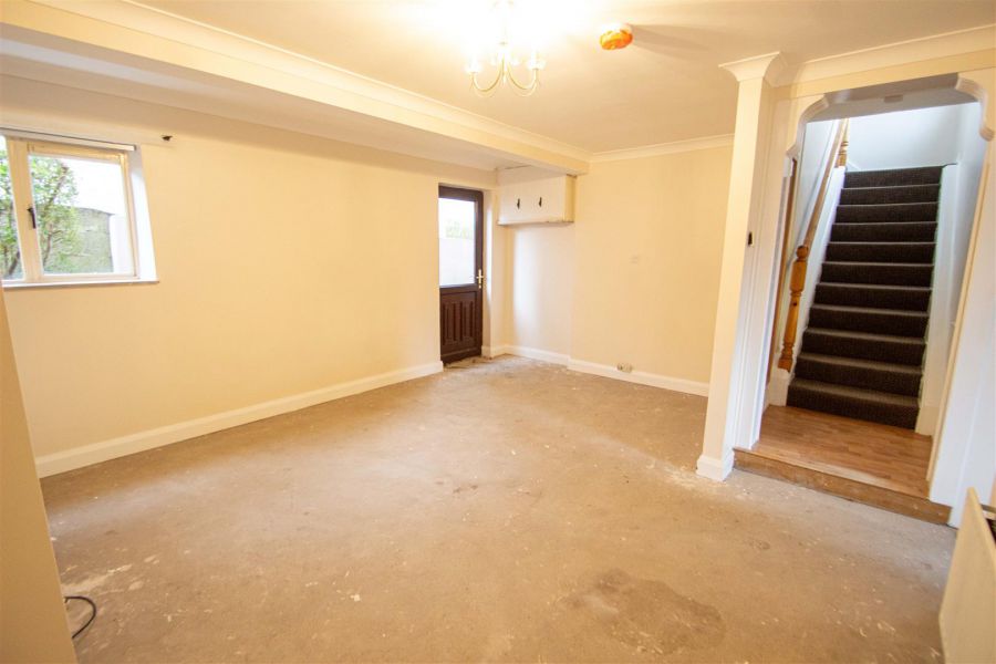 78 Upper Dunmurry Lane 78 Upper Dunmurry Lane