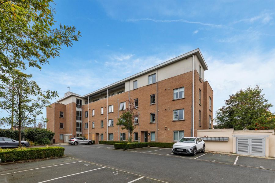 Apt 15 1a Mayfield Square