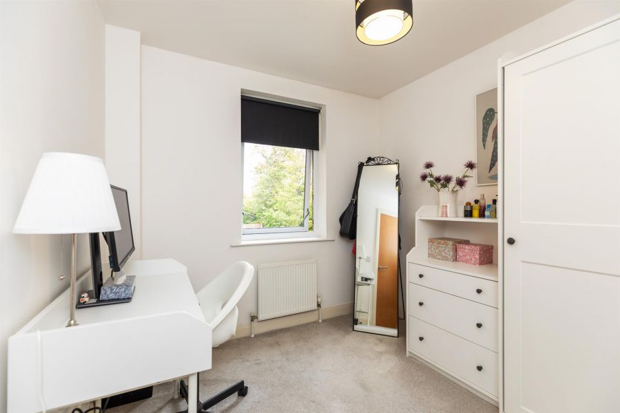 Apt 15 1A Mayfield Square