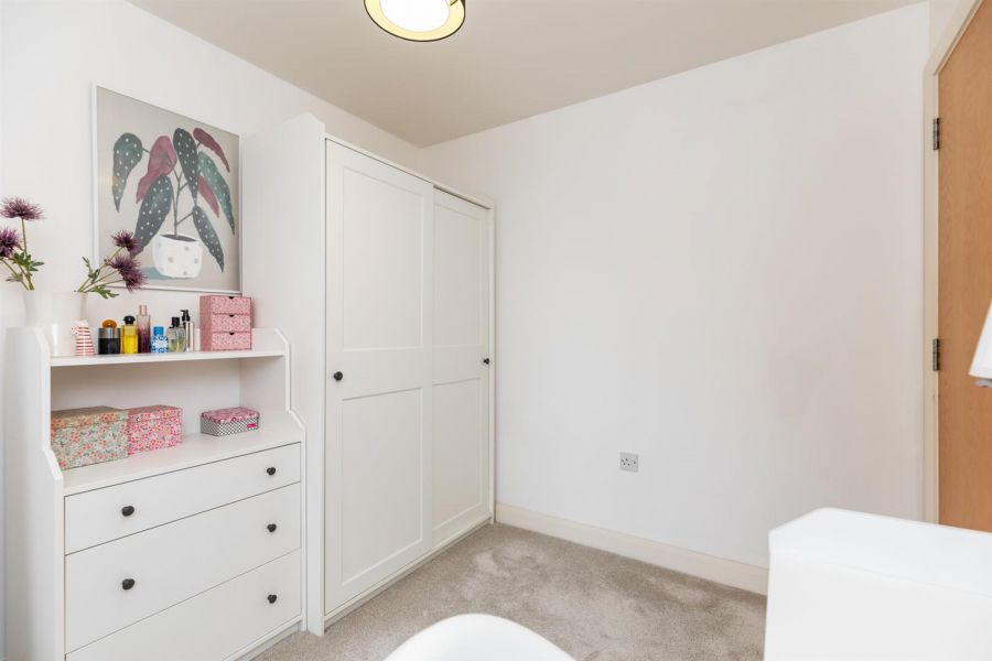 Apt 15 1A Mayfield Square