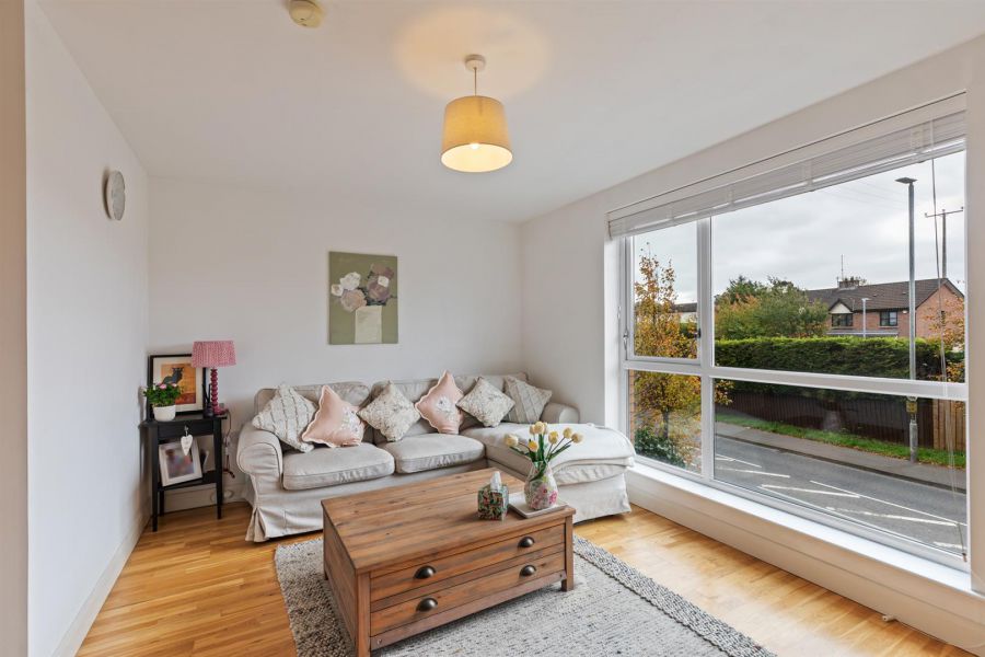 Apt 15 1A Mayfield Square