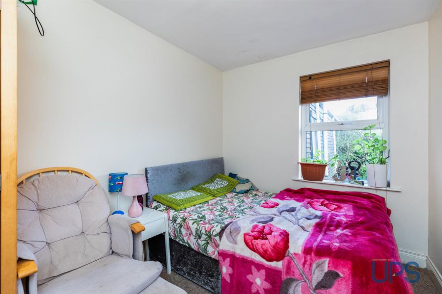 Apt 15 Casement Manor 91 -93 Andersonstown Road Apt 15 Casement Manor 91 -93 Andersonstown Road