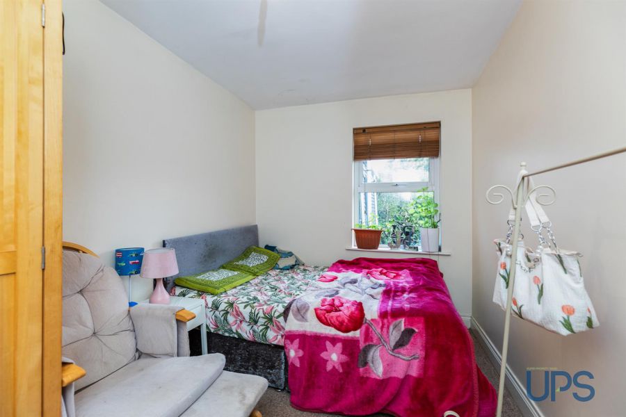Apt 15 Casement Manor 91 -93 Andersonstown Road Apt 15 Casement Manor 91 -93 Andersonstown Road