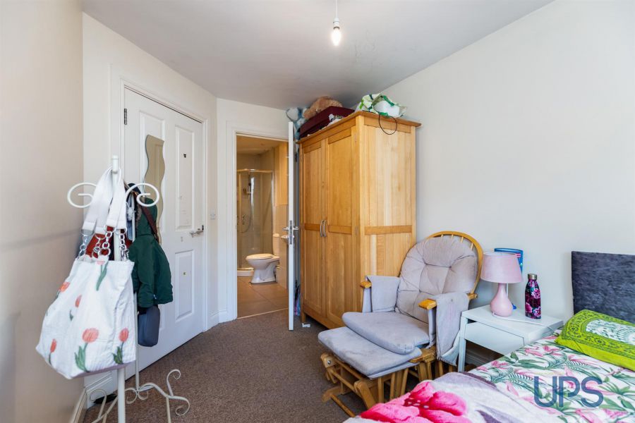 Apt 15 Casement Manor 91 -93 Andersonstown Road Apt 15 Casement Manor 91 -93 Andersonstown Road
