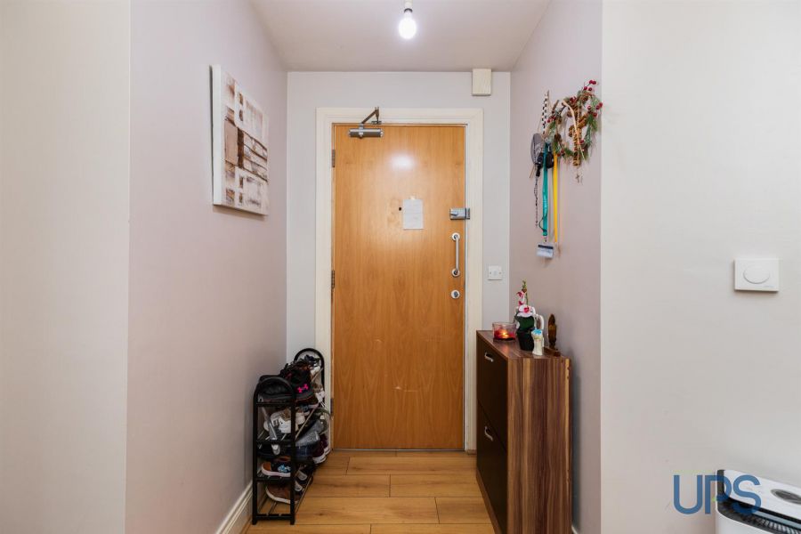 Apt 15 Casement Manor 91 -93 Andersonstown Road Apt 15 Casement Manor 91 -93 Andersonstown Road
