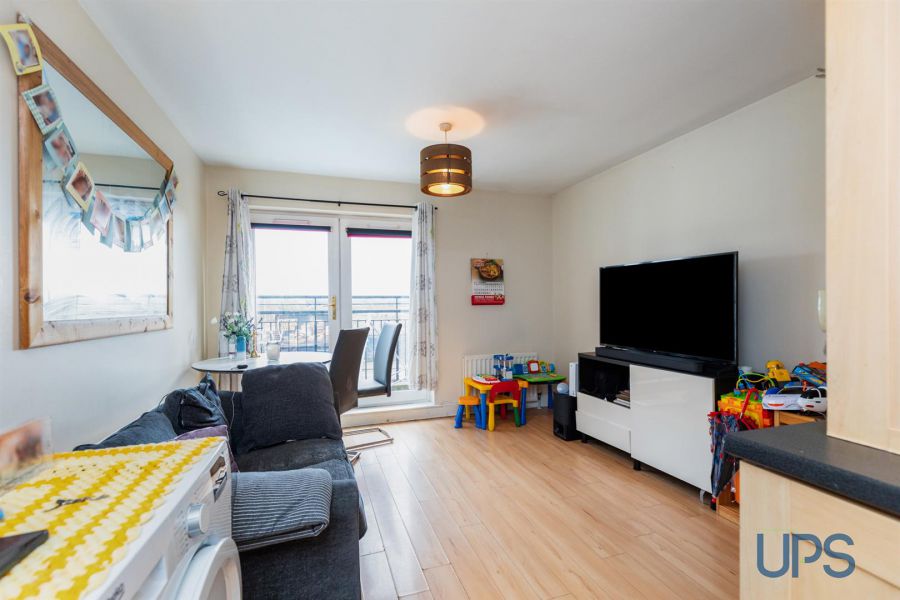 Apt 15 Casement Manor 91 -93 Andersonstown Road Apt 15 Casement Manor 91 -93 Andersonstown Road