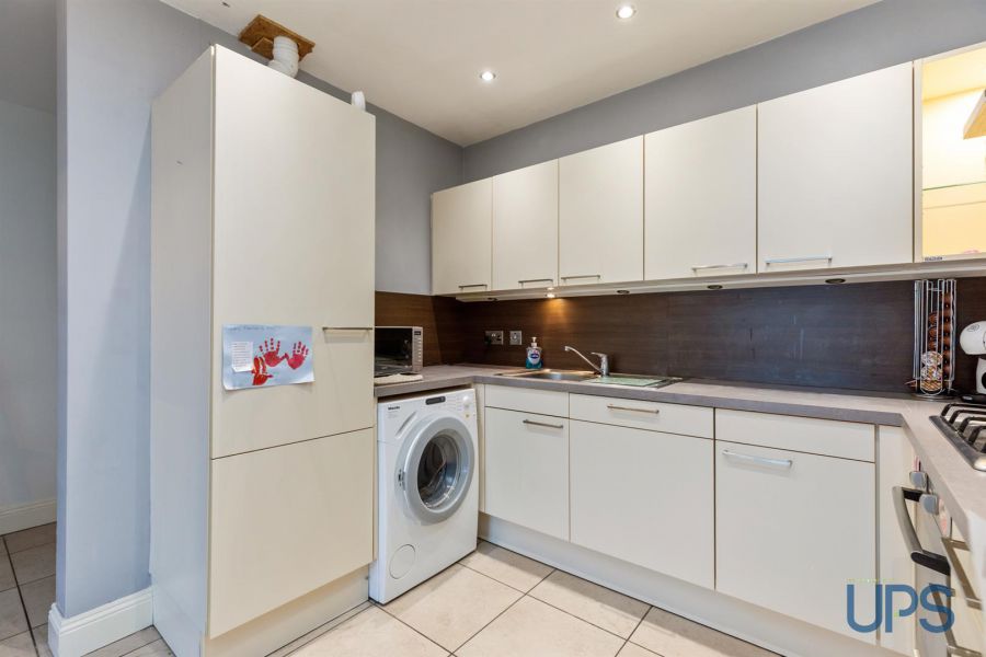 Apt 31 Old Brewery Lane