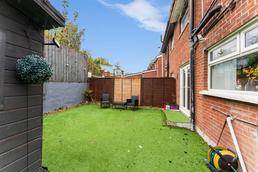 18 Merrion Park