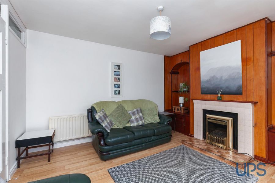 13 Finn Square 13 Finn Square