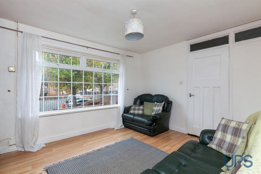 13 Finn Square 13 Finn Square
