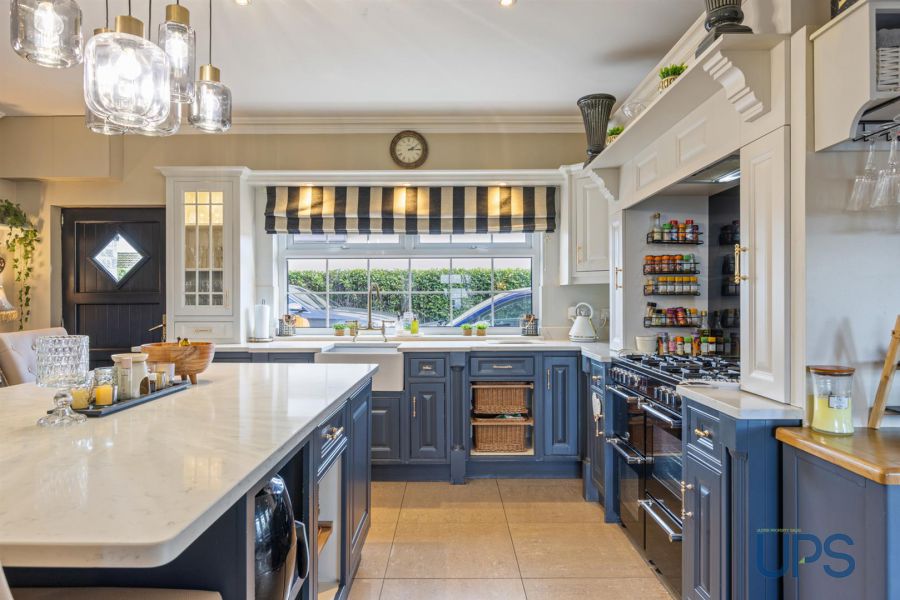 Large Detached House with Annex, 32 Derrymore Road