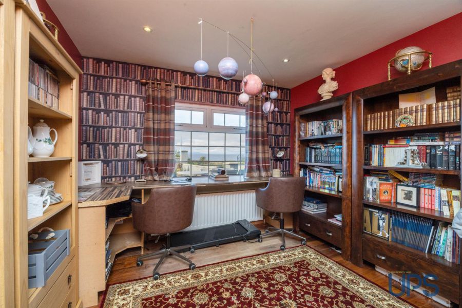 Large Detached House with Annex, 32 Derrymore Road Large Detached House with Annex, 32 Derrymore Road