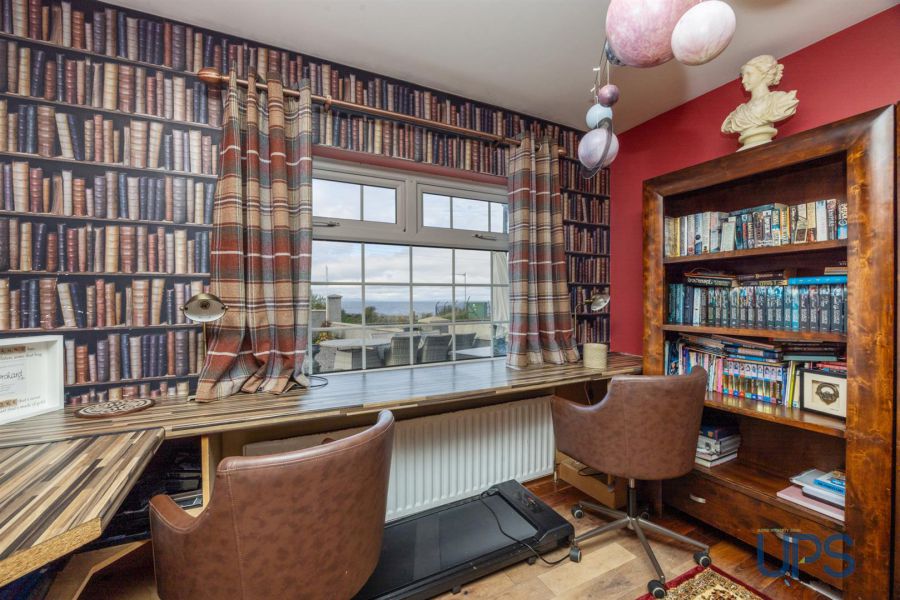 Large Detached House with Annex, 32 Derrymore Road