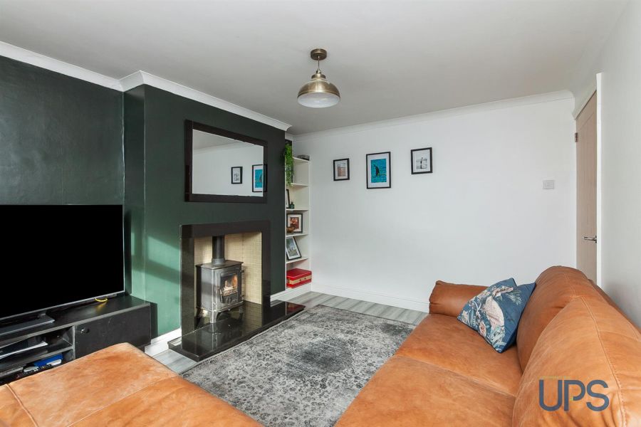 22 Brooke Crescent 22 Brooke Crescent