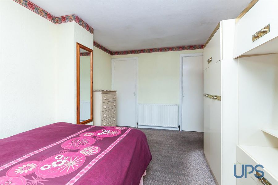 77 Orchardville Crescent