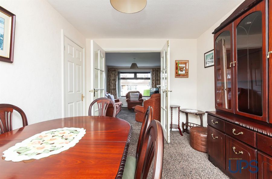 77 Orchardville Crescent