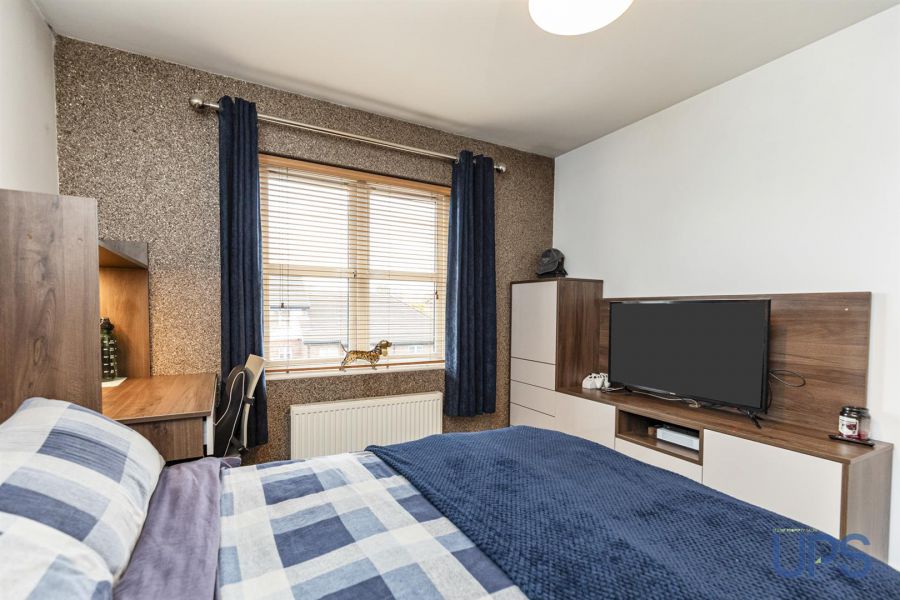 Apartment 4, 32 St. Annes Road