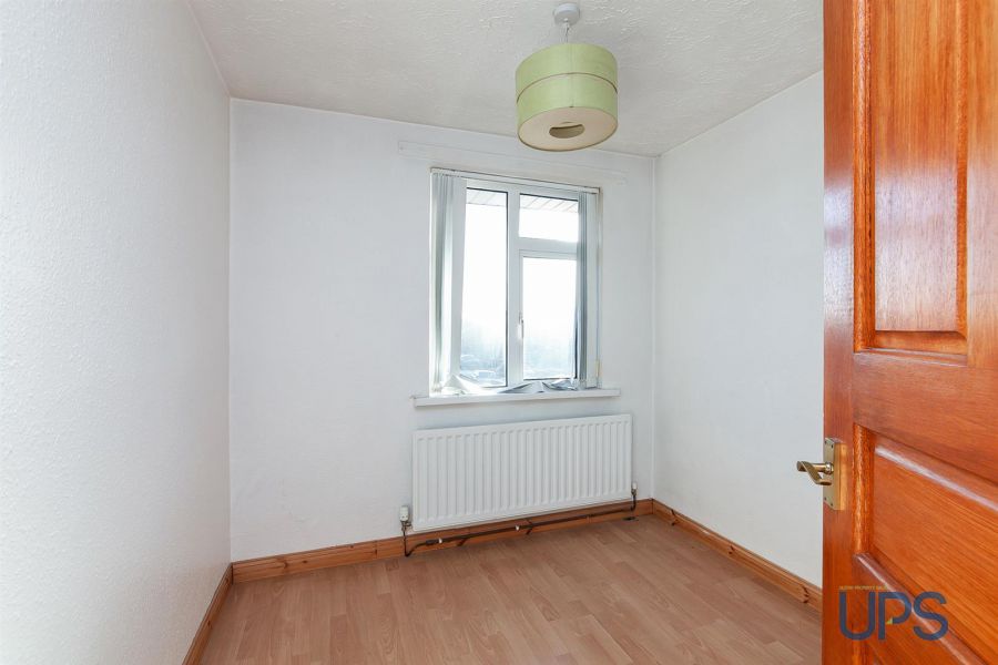 89 Stewartstown Park