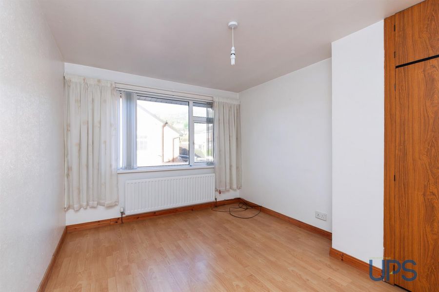 89 Stewartstown Park