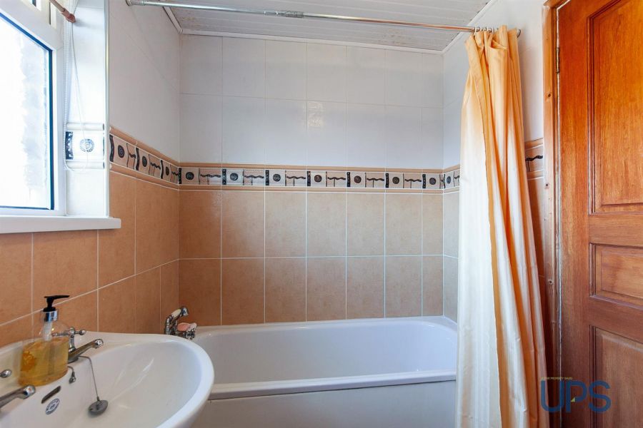 89 Stewartstown Park