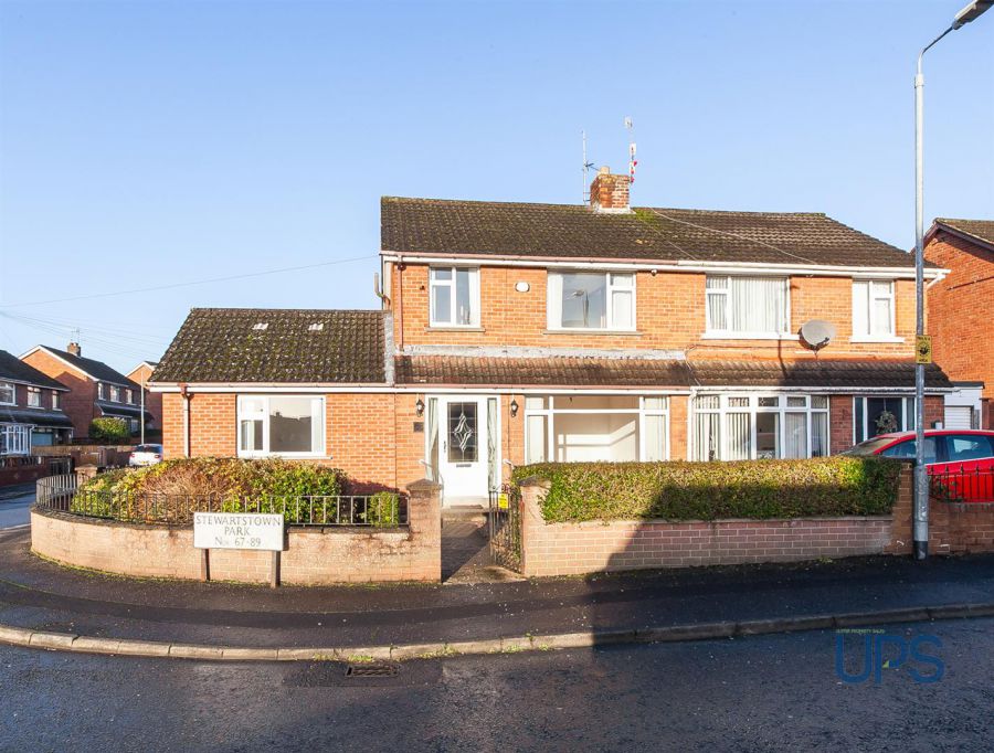 89 Stewartstown Park