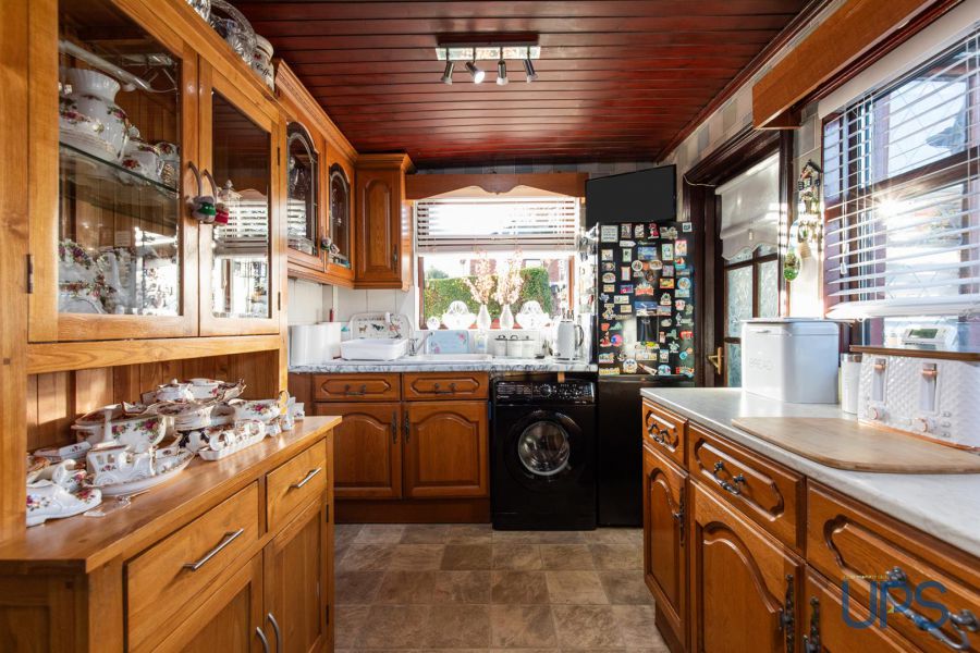 78 Andersonstown Park