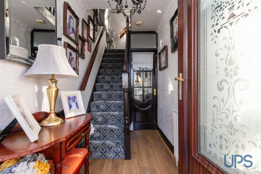 78 Andersonstown Park