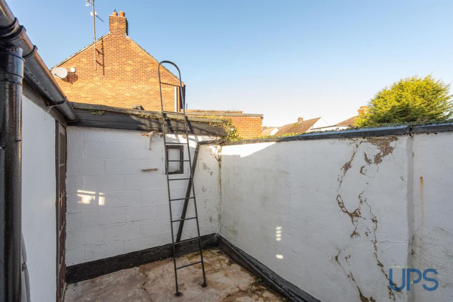 78 Andersonstown Park