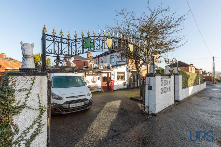 78 Andersonstown Park