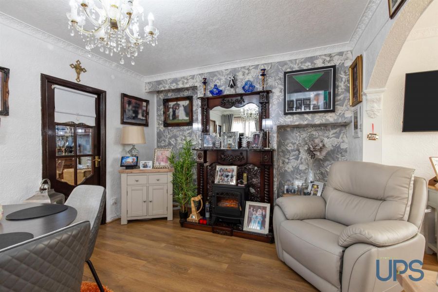 78 Andersonstown Park