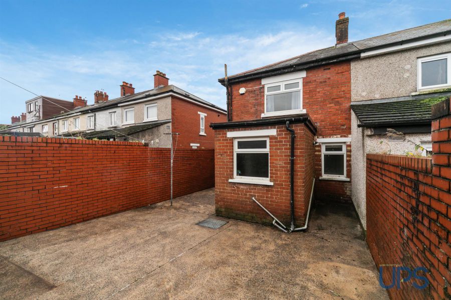 28 Whiterock Gardens