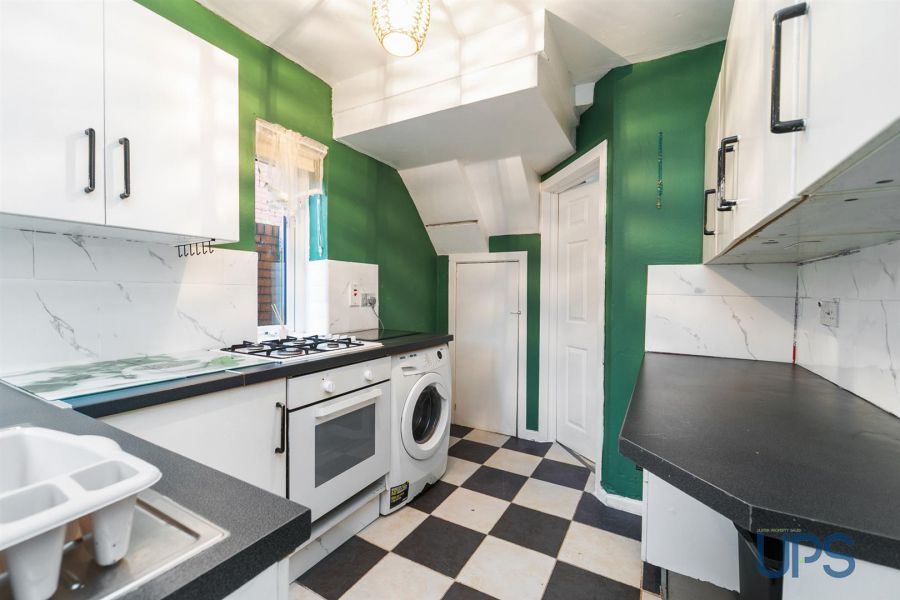 28 Whiterock Gardens