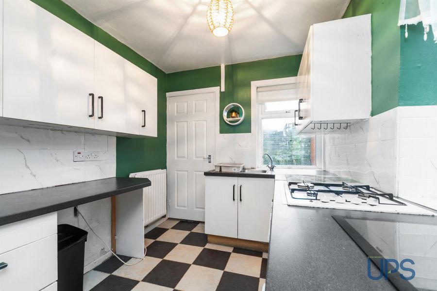 28 Whiterock Gardens