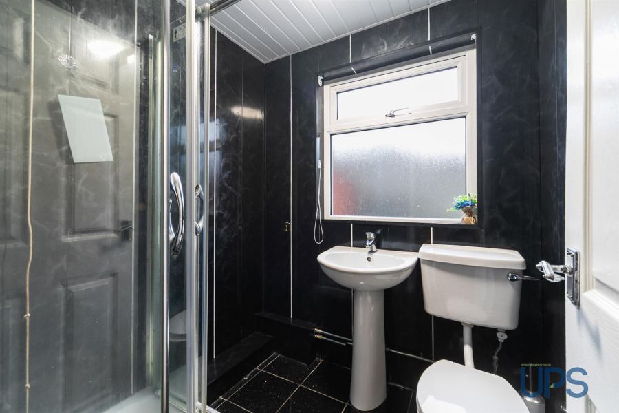 28 Whiterock Gardens