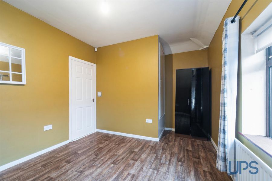 28 Whiterock Gardens