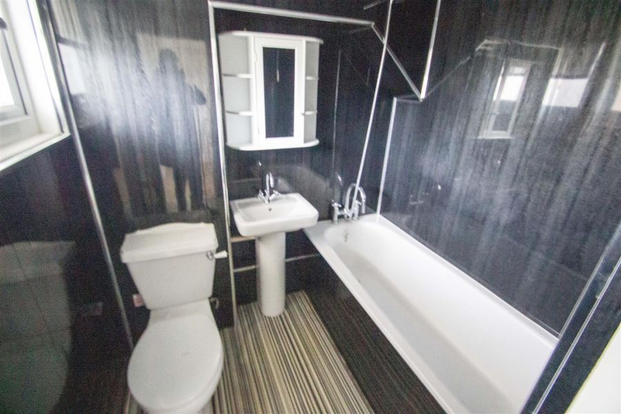 Apt, 8C Carrigart Avenue