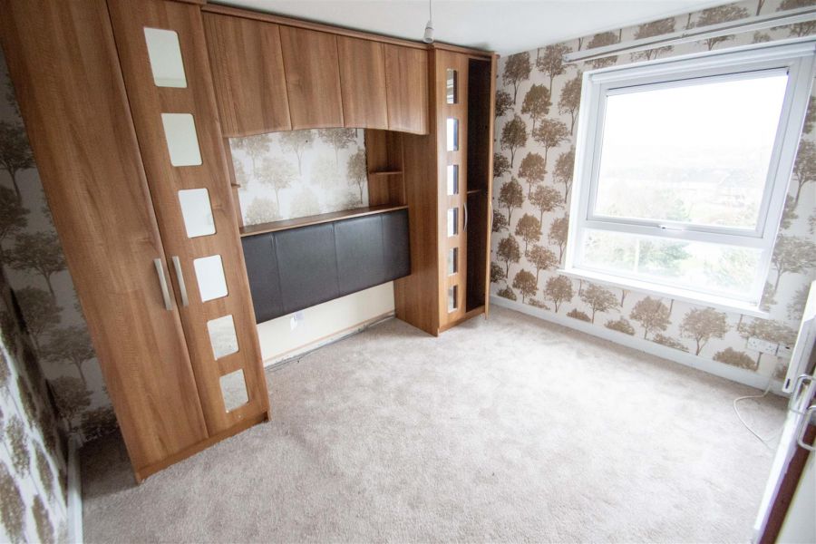 Apt, 8C Carrigart Avenue