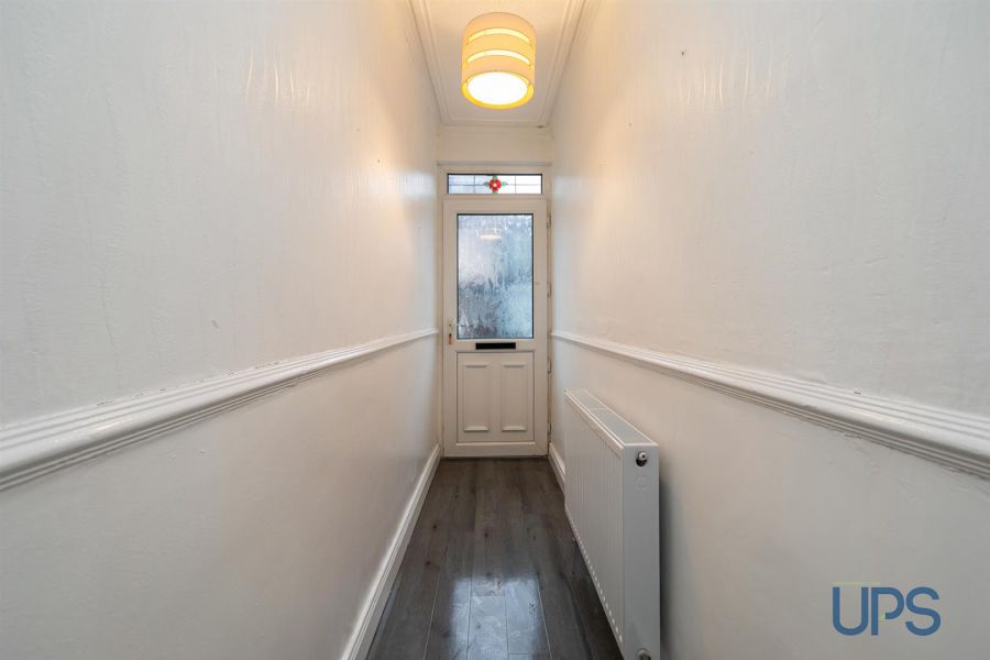 49 Fallswater Street