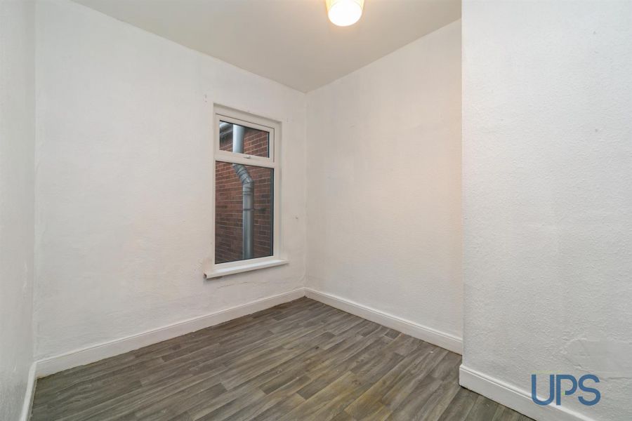 49 Fallswater Street