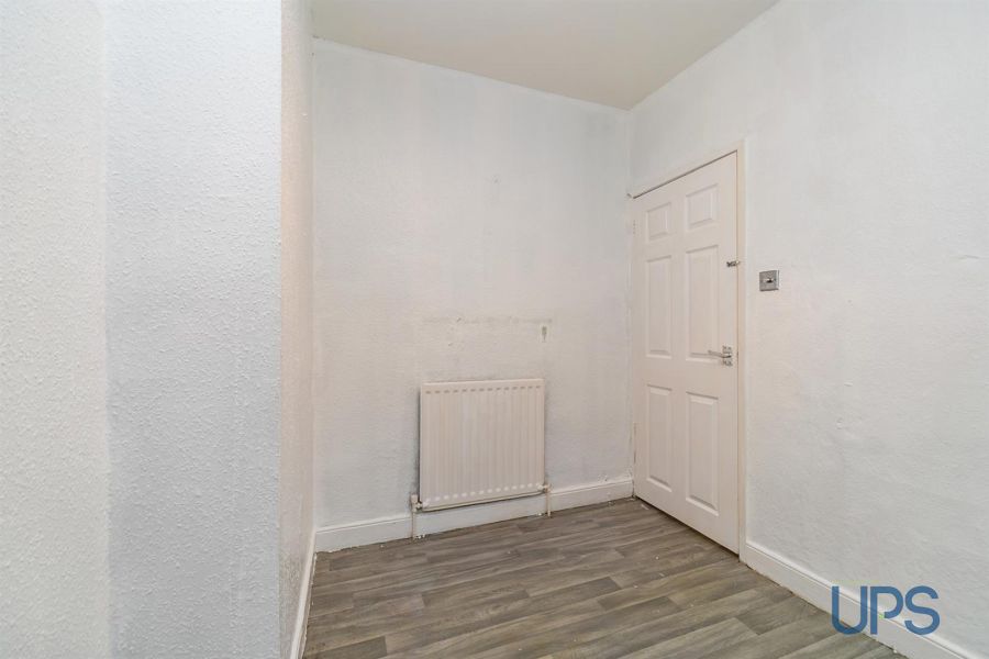 49 Fallswater Street