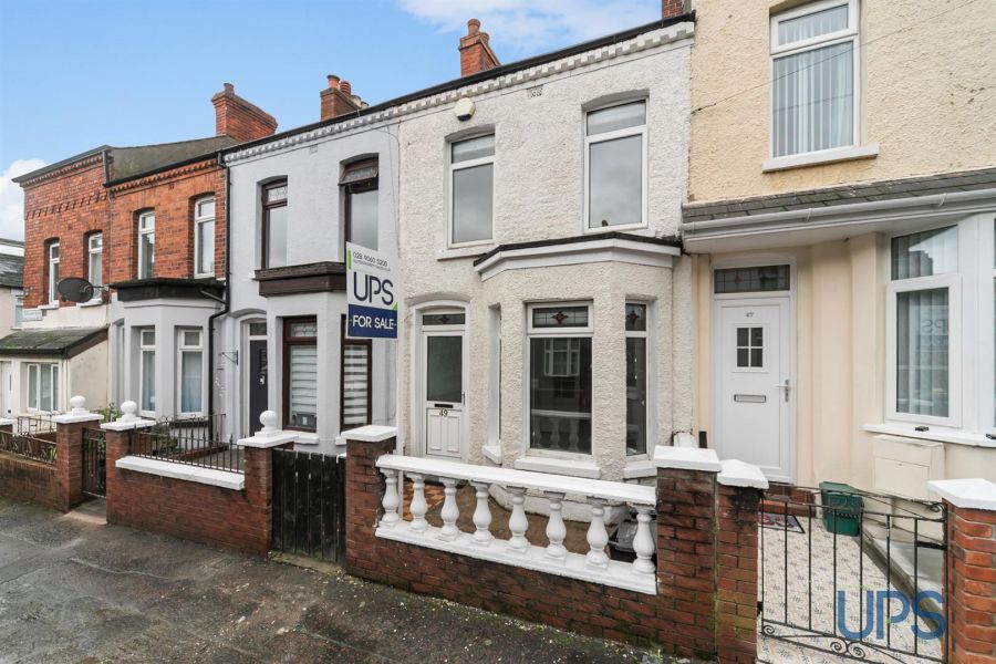 49 Fallswater Street