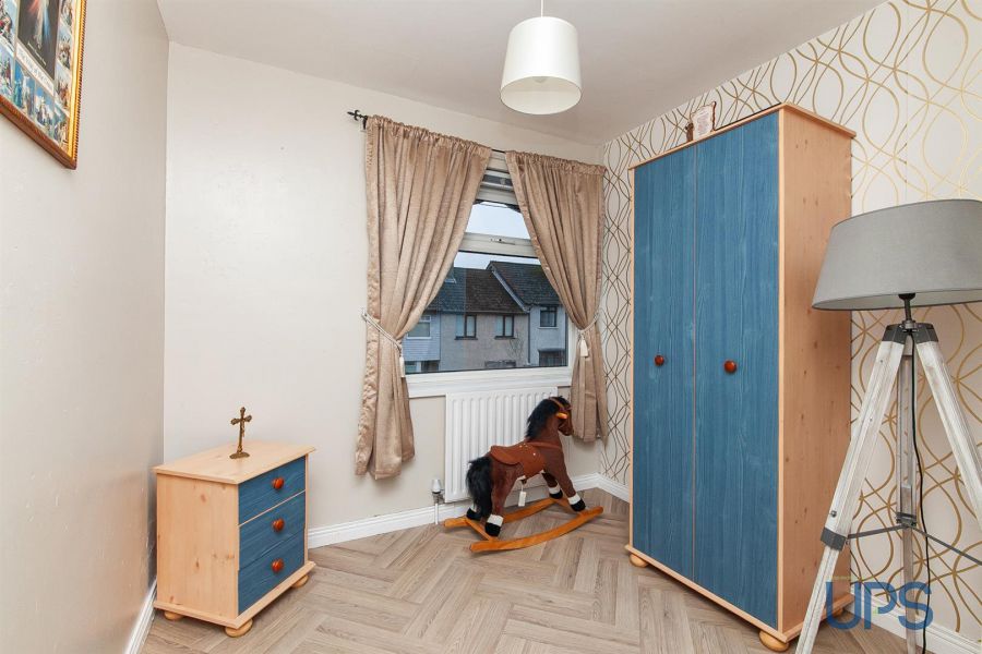 19 Kerrykeel Gardens