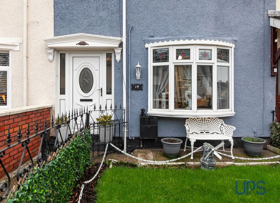 19 Kerrykeel Gardens