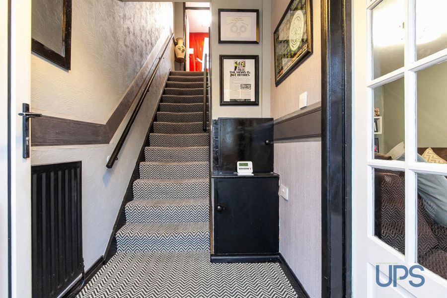 19 Kerrykeel Gardens